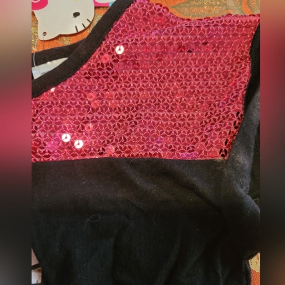 Hello Kitty Saurio Sequined Sparkle Glitter Black And Hot Pink Tee Size XS Girls - Picture 6 of 10